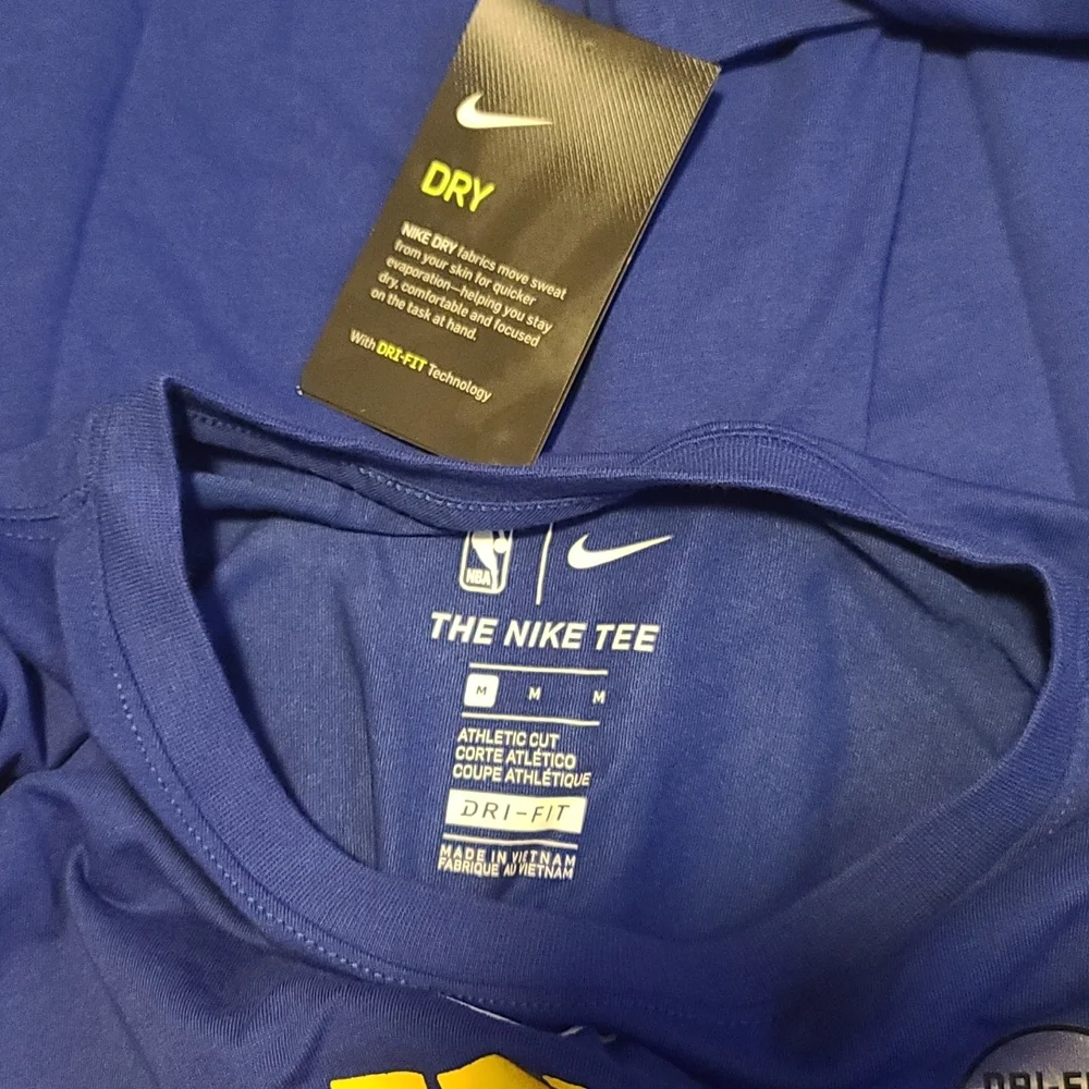 COPY - Nike Dryfit Golden State Warriors long sleeve shirt *last One* - Picture 4 of 4